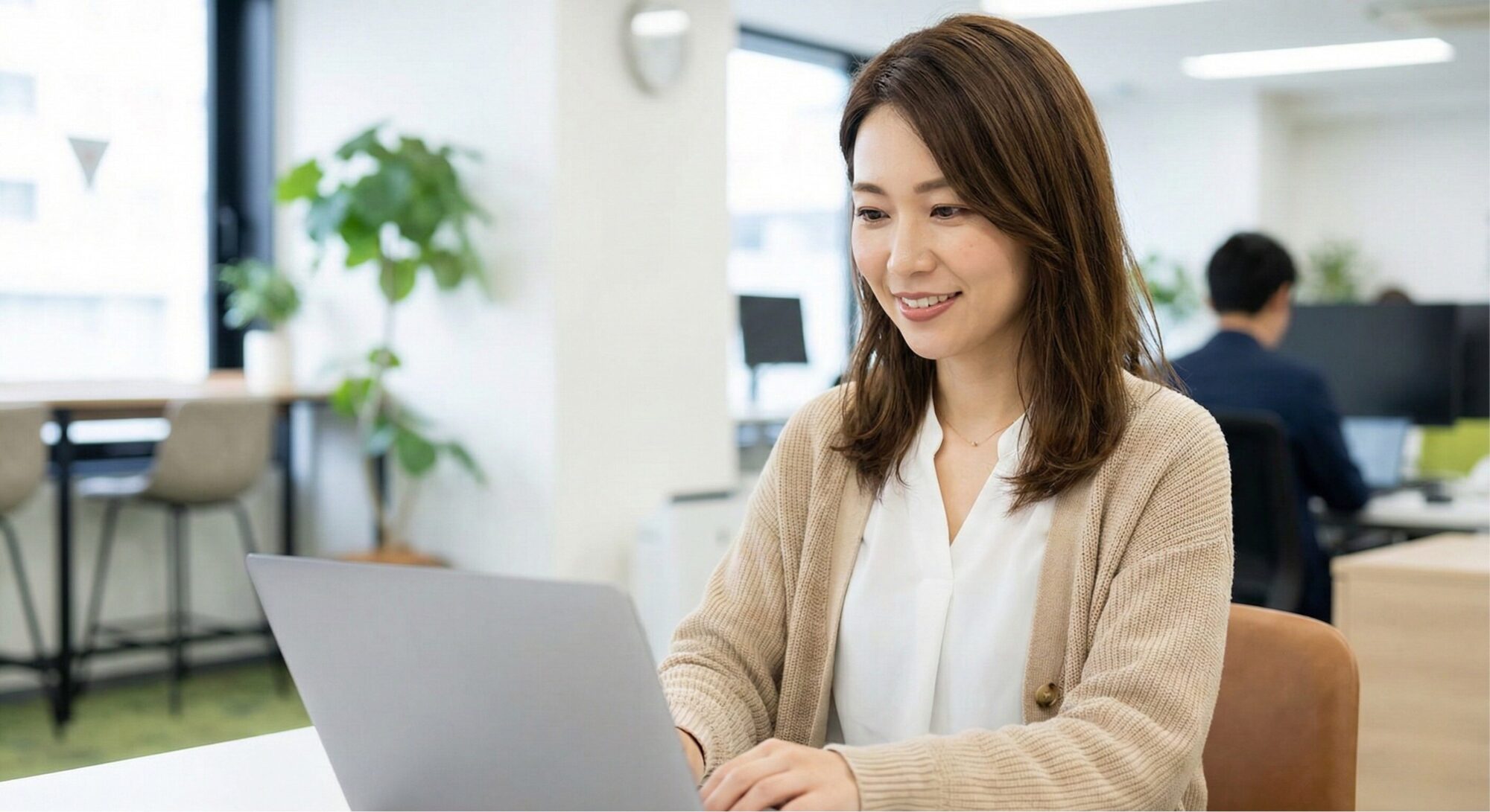 太もも脂肪吸引後の仕事復帰イメージ